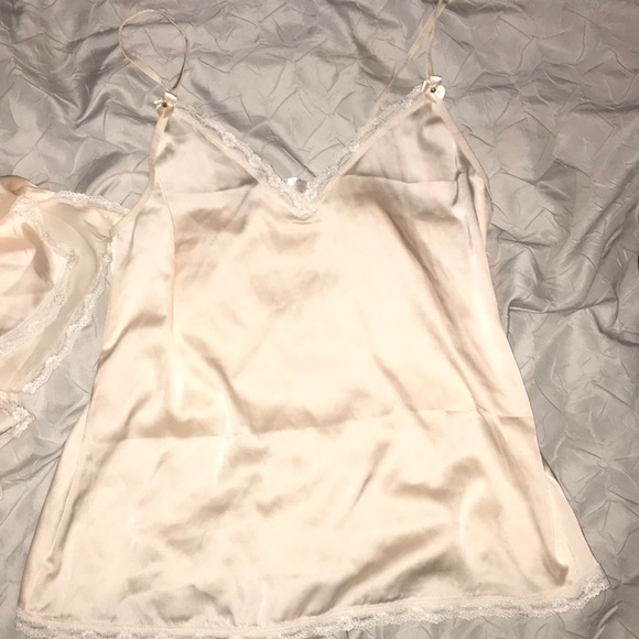 Silky PJ set - Picture 4 of 4